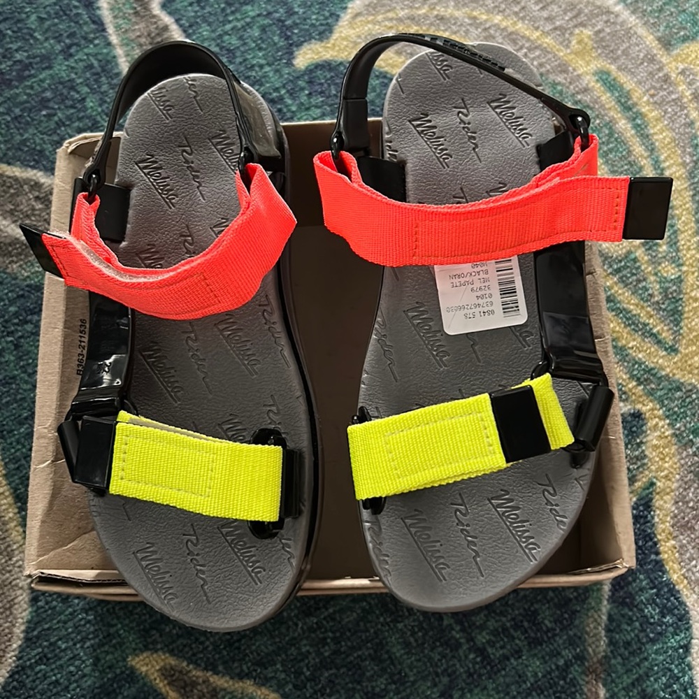 Girls Mini Melissa scandal